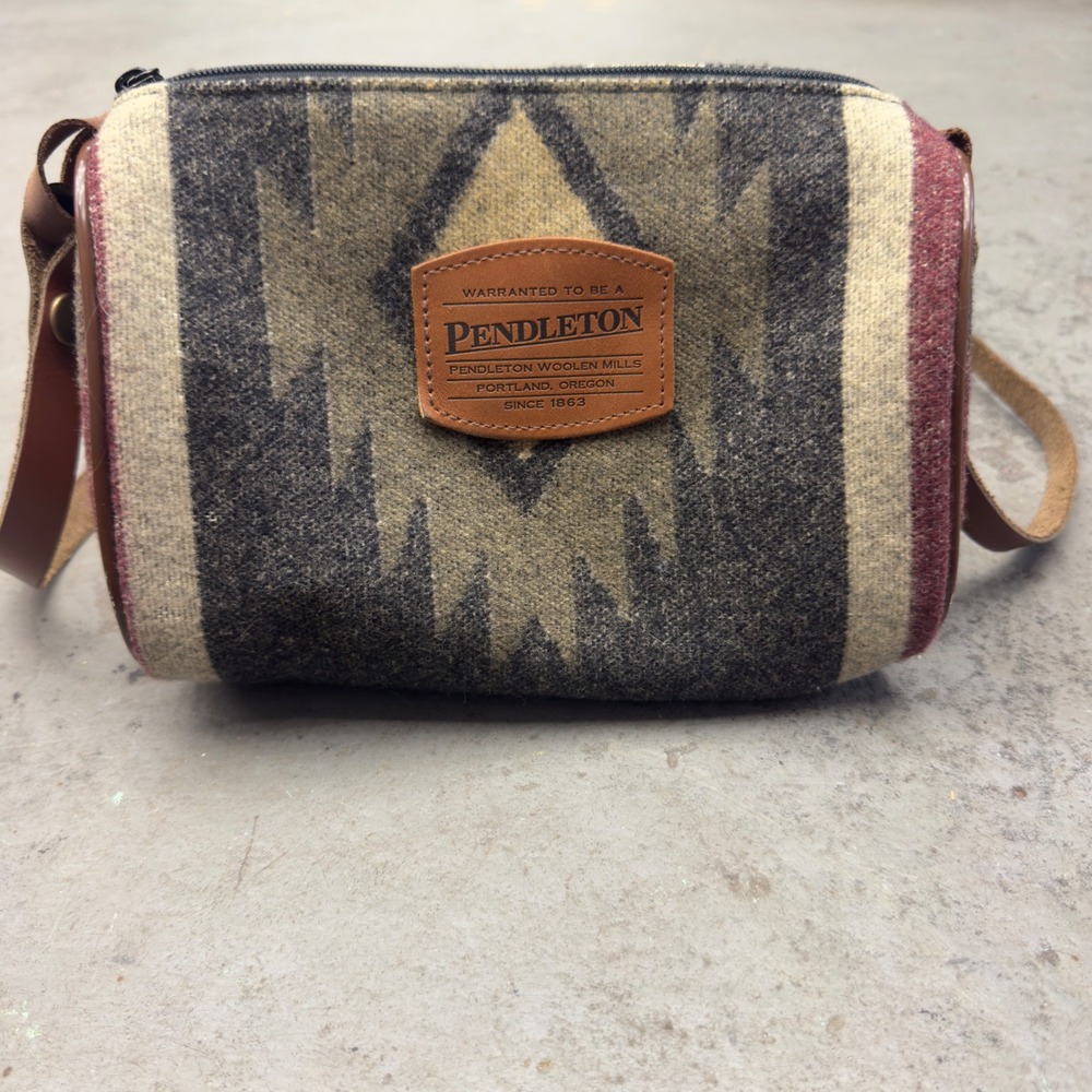 Pendleton Harding Wool Crossbody Bag Gray Burgundy Southwestern Made in USA